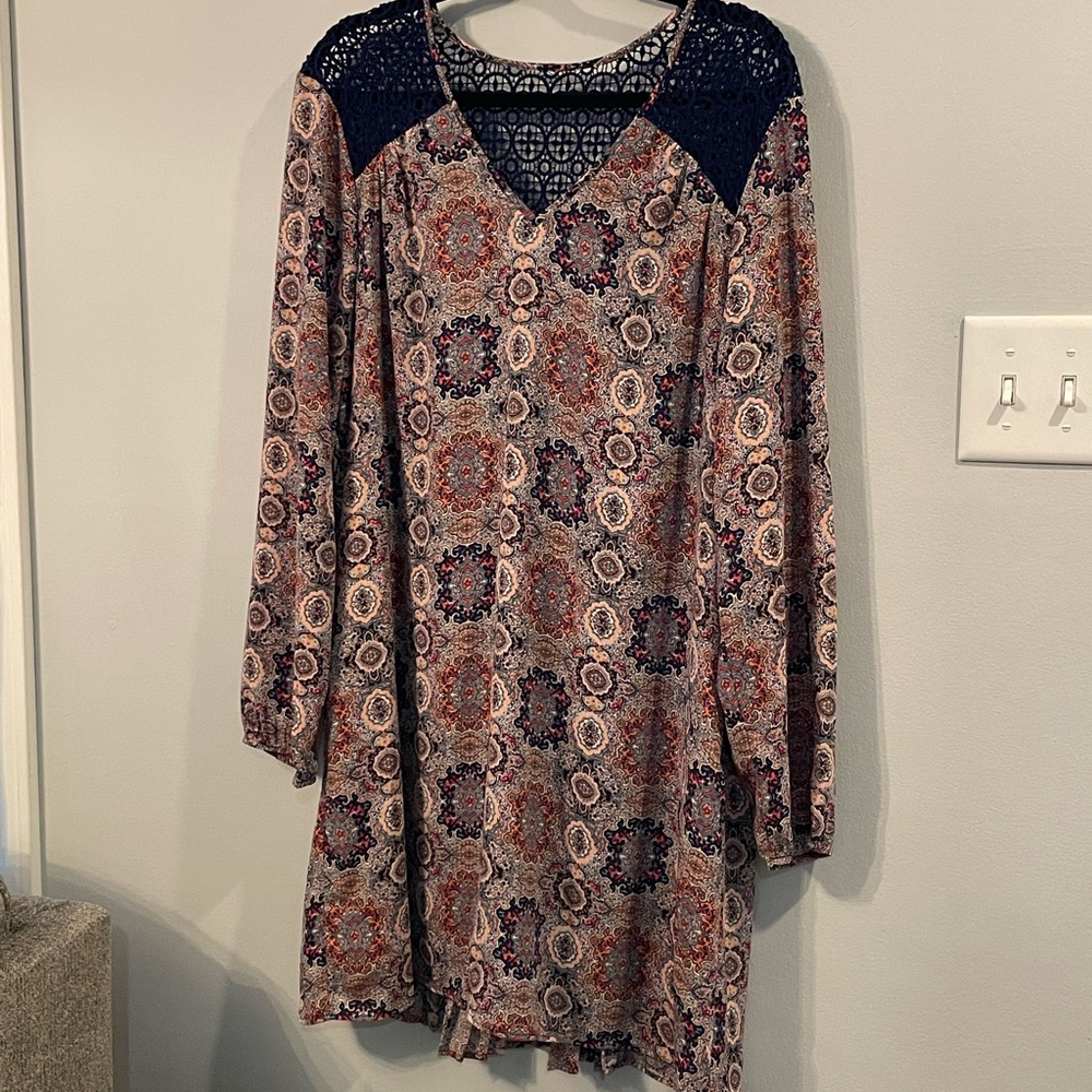 V neck long sleeve Patterned dress